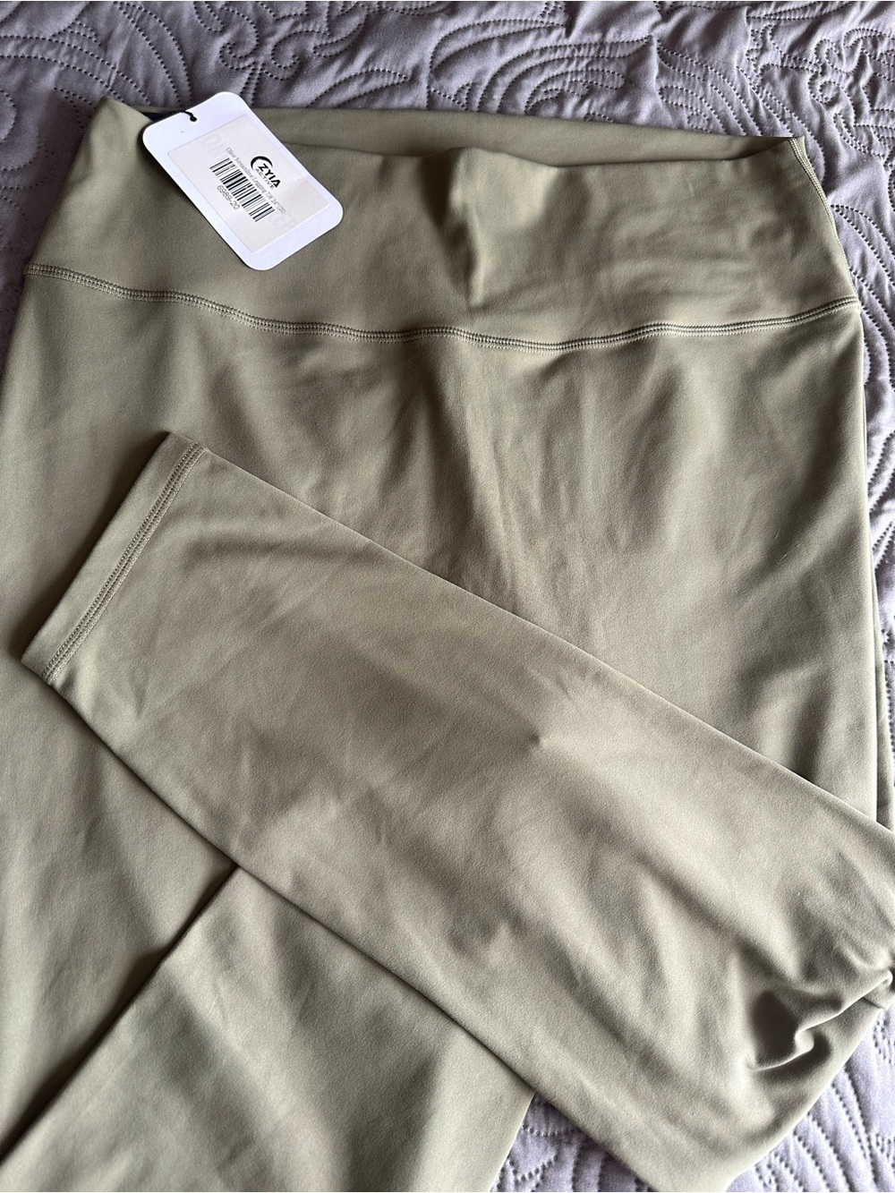 Zyia  Olive Green Leggings (Tag Attached)